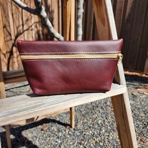 Portland Leather NWOT (Cognac) Large Make-Up Bag.